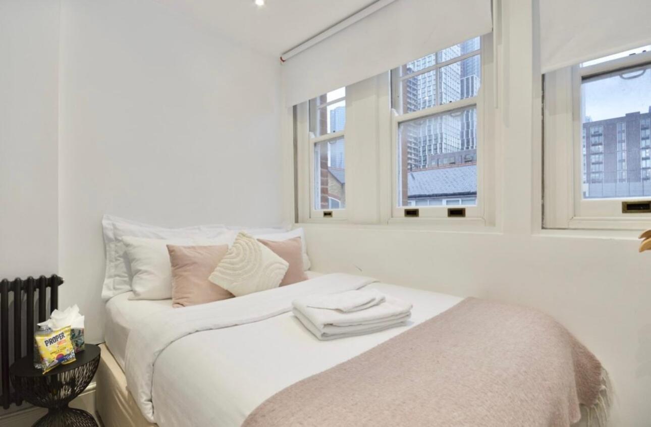 3 X Bedroom Riverside Flat With Hot Tub On Roof Terrace London Bagian luar foto